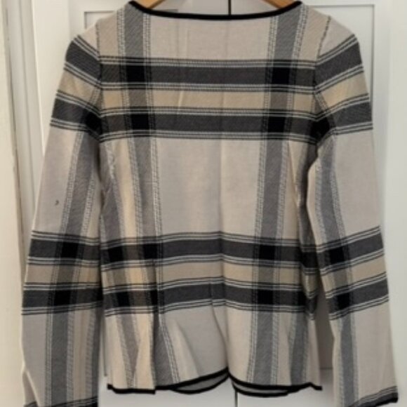 Ann Taylor Plaid Long Sleeve Knit Top | Neutral Black & Cream Check | Size XXS - Picture 4 of 4